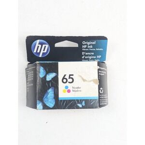 HP 65 tri-color Ink Cartridge - Expired 10/22